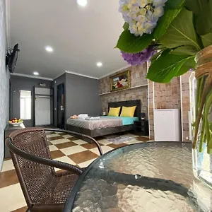 West Otel